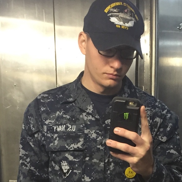 Profile Picture of Allen Clemson (@amclemson32) on Poshmark