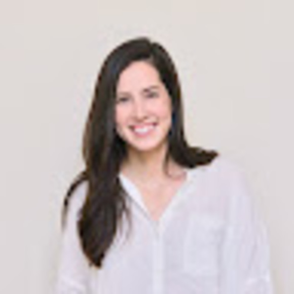 Profile Picture of Allie Grice (@alliegrice) on Poshmark