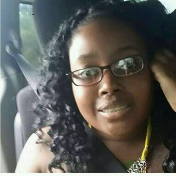 Profile Picture of Cassandra Barnes (@blackbarbie4eva) on Poshmark