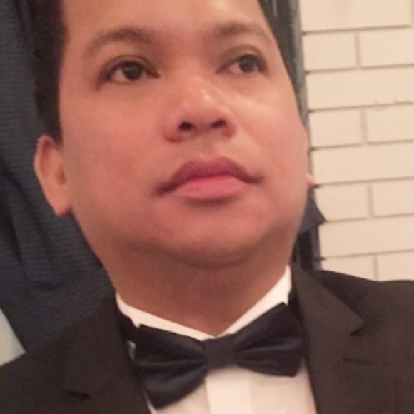 Profile Picture of Ernesto Gorospe (@ernestogorospe) on Poshmark