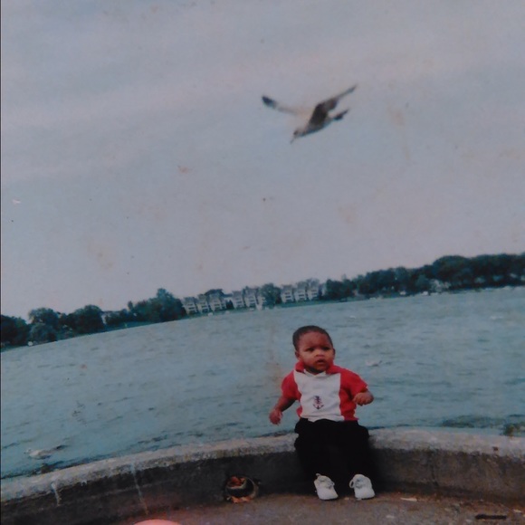 Profile Picture of Jeanette Scott (@jassyjs) on Poshmark