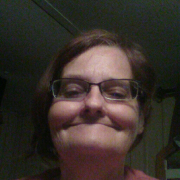 Profile Picture of Cathy Scott (@fern58) on Poshmark