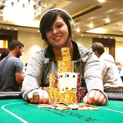 Profile Picture of Sara Hall (@Sara_Poker) on Twitter