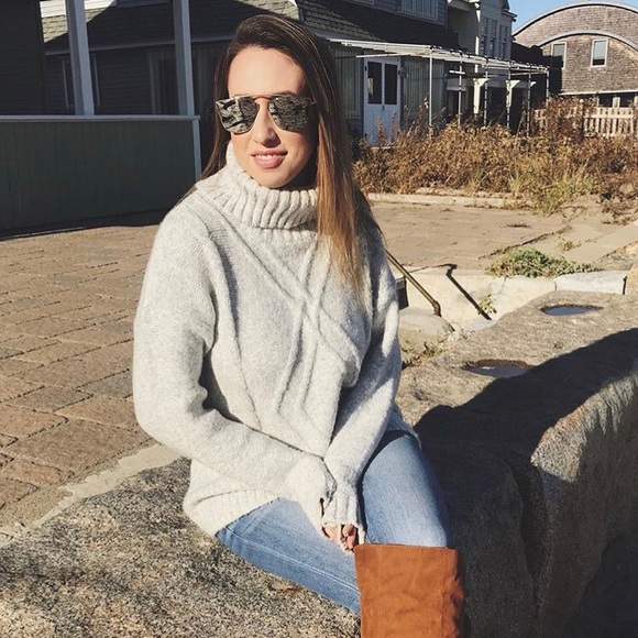 Profile Picture of Sarah Mcdevitt (@smcdev2015) on Poshmark