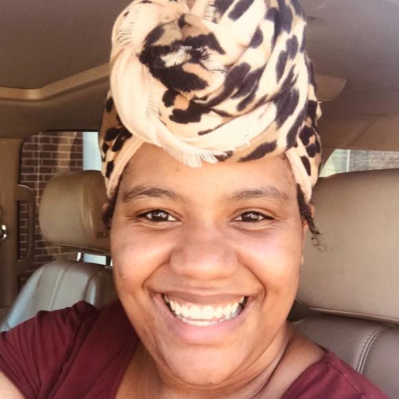 Profile Picture of Shantell Blanton (@mrsblanton) on Poshmark
