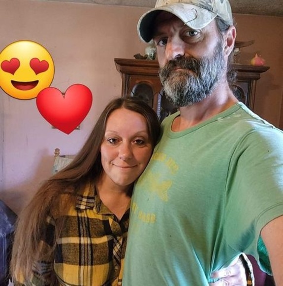 Kim Beason - Poshmark Profile Picture of Kim Beason (@kimjasons2016) on Poshmark