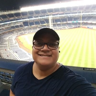Profile Picture of Andrew Guzman (@DruDiDy) on Twitter