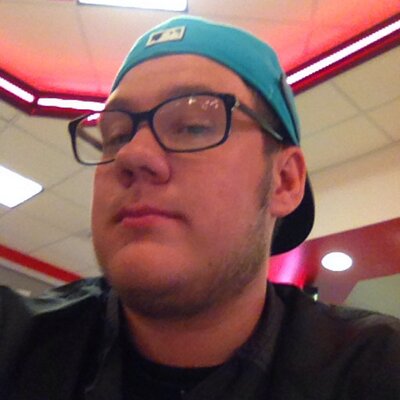 Profile Picture of Jon Shelley (@15_J_buggy) on Twitter