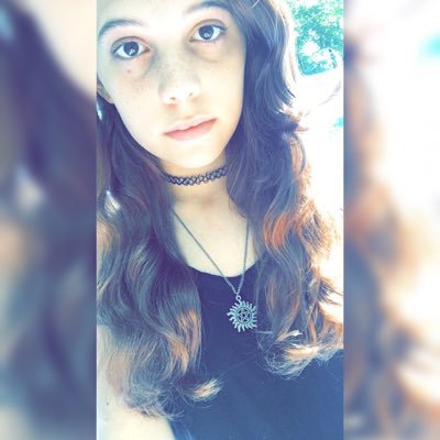 Profile Picture of Elizabeth Hooker (@penguin_lester3) on Twitter