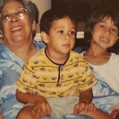 Profile Picture of Bayan Farahvashi (@Bfarahvashi) on Twitter