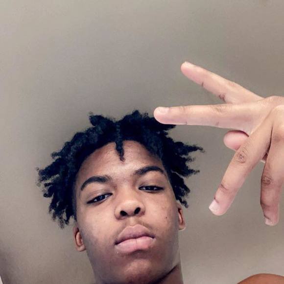 Profile Picture of Dominic Thomas (@dominicthoma775) on Poshmark