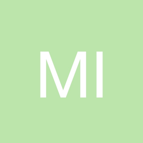 Mariana Ivan - Poshmark Profile Picture of Mariana Ivan (@marianaivan) on Poshmark