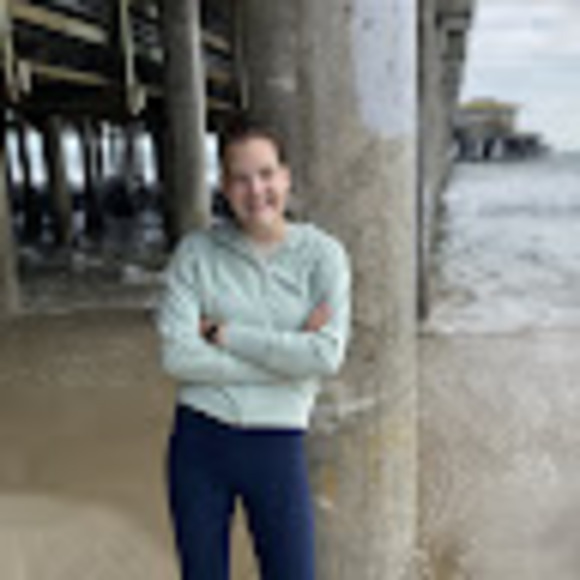 Profile Picture of Taylor Ebert (@taylorebert825) on Poshmark