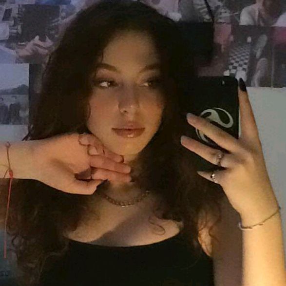 Profile Picture of 😻 (@miriamcheikh) on Tiktok