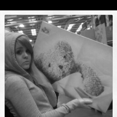 Profile Picture of Jodie Smyth 3 (@loveforLucyMcM) on Twitter