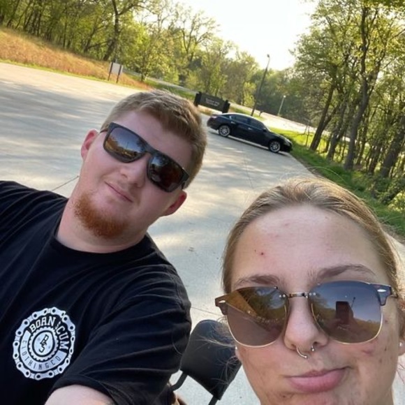 Profile Picture of Jacob Combs (@eskimojoe69) on Poshmark