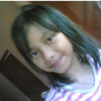 Profile Picture of Tinahertiana (@tina_clouds) on Twitter
