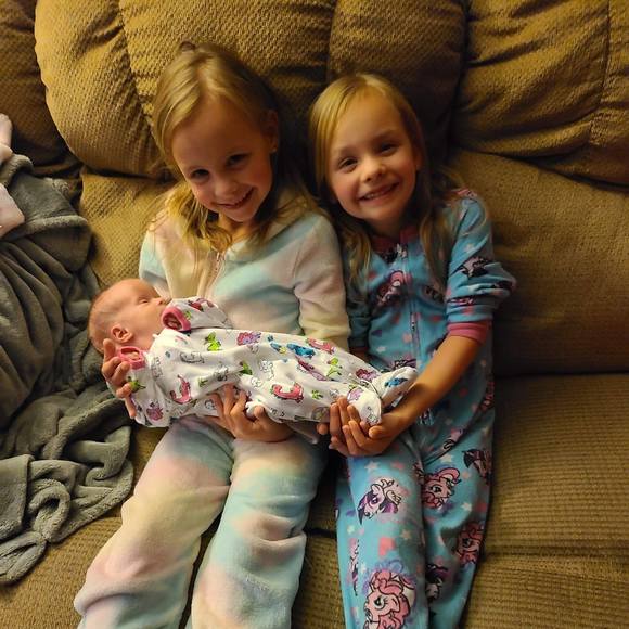 Profile Picture of Britt Steigerwalt (@brittlynne3008) on Poshmark