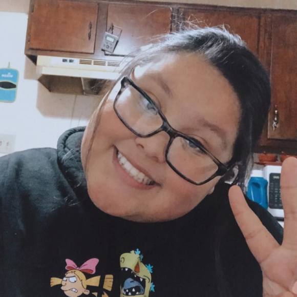 Profile Picture of Selene Ramos (@seleneramos) on Poshmark