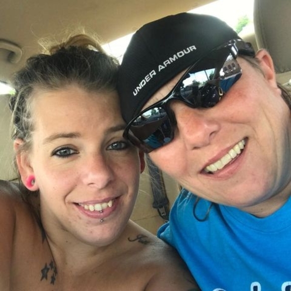 Profile Picture of Christie Cauwels (@christie0379) on Poshmark