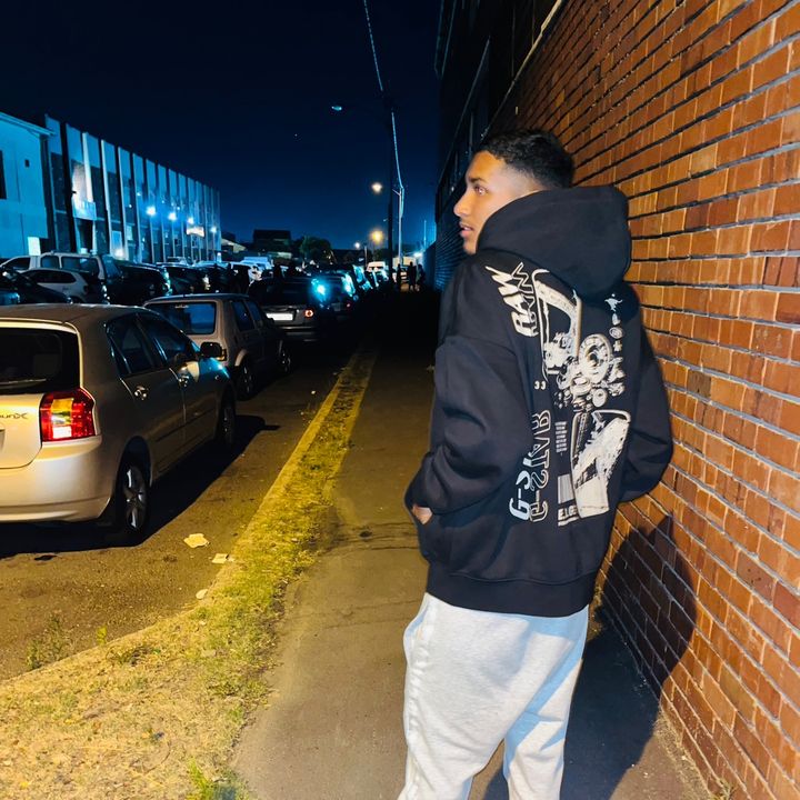 Profile Picture of 𝓔.𝓹🤙🏼 (@ebi_bythepv) on Tiktok