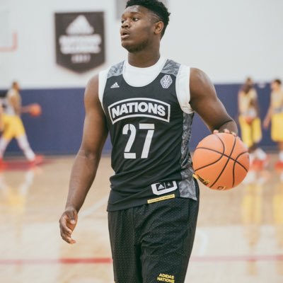 Profile Picture of Lin Anson (@LinAnson2) on Twitter