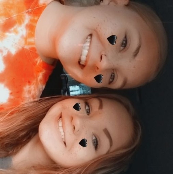 Profile Picture of Octavia Foster (@kayla_tay16) on Poshmark