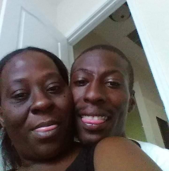 Profile Picture of Latonya Hilson (@latonyahilson) on Poshmark