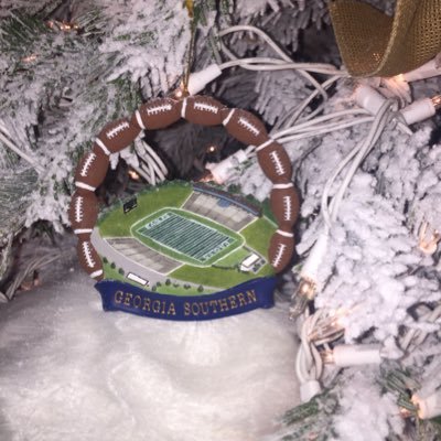 Profile Picture of Russ Patterson (@russ_patterson) on Twitter