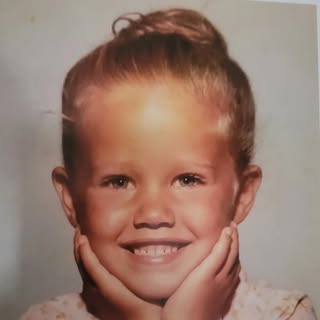 Profile Picture of Loriann Maccarone (@loriann_maccarone) on Instagram