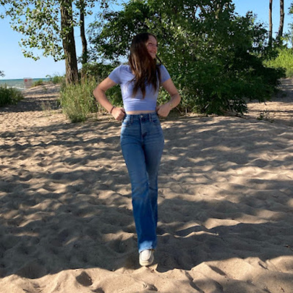 Profile Picture of Brianna Libell (@briannalibell) on Poshmark