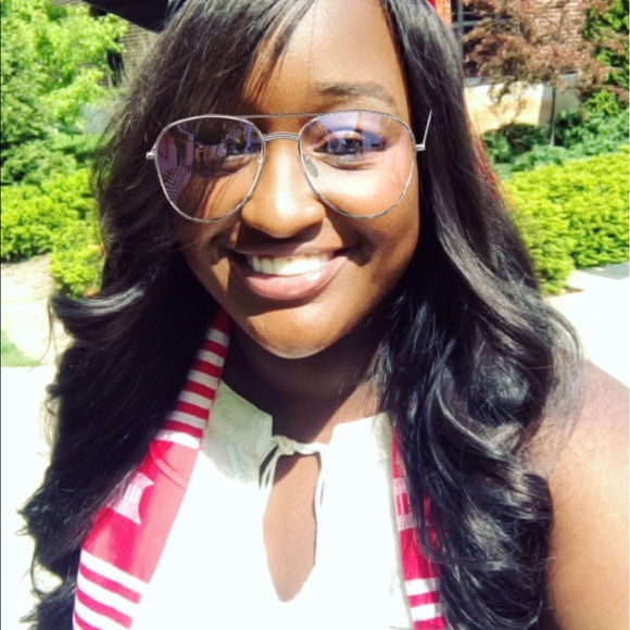 Profile Picture of Danielle Render (@socrates815) on Poshmark