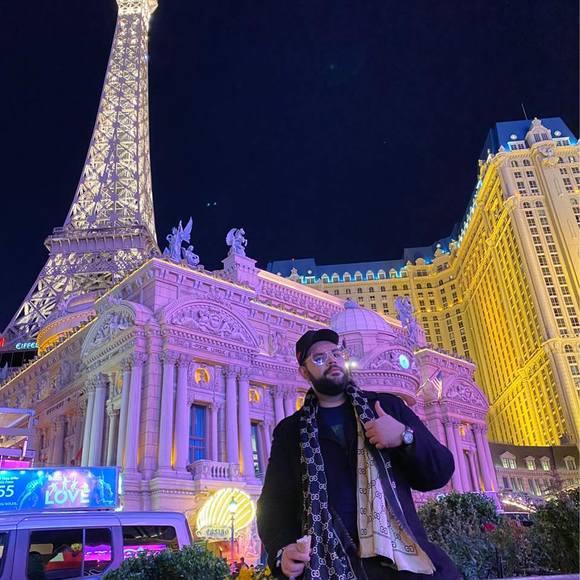 Profile Picture of Alberto Alvidrez (@albertoalvidrez) on Poshmark