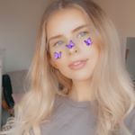 Profile Picture of Is (@isabel.whitehead) on Instagram