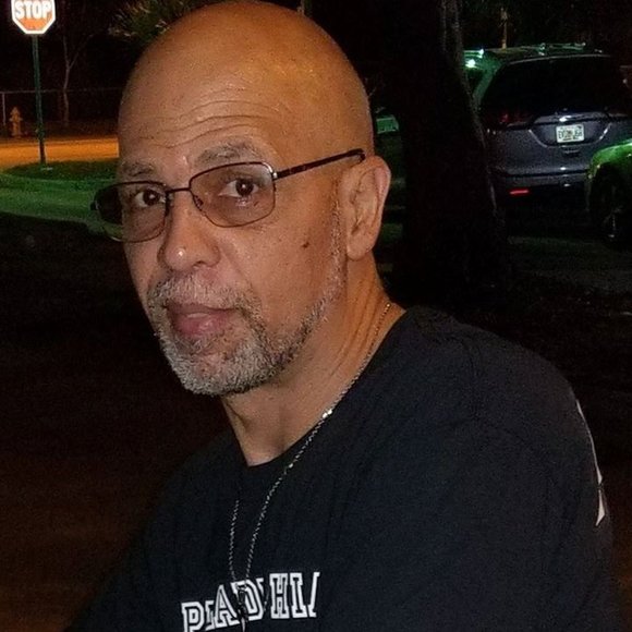 Profile Picture of Alan Conward (@lee5649) on Poshmark