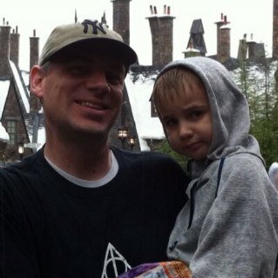 Profile Picture of Darren Maxfield (@DAM_Productions) on Twitter