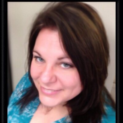 Profile Picture of Julie McCarty (@julieanne924x) on Twitter