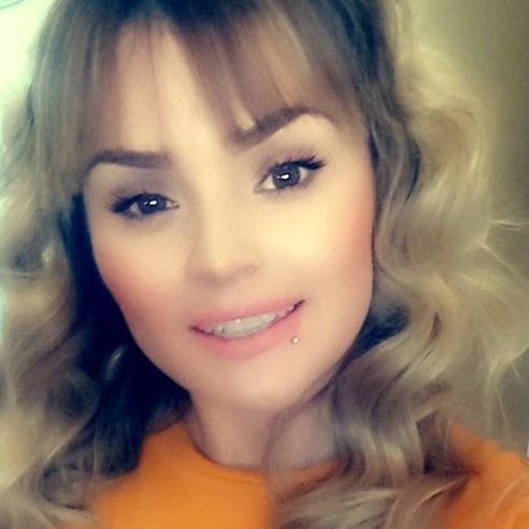 Profile Picture of Yesenia alejandra Vaca-felix (@yeseniavaca9517) on Poshmark