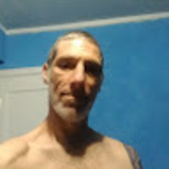 Profile Picture of Joel Crowe (@jaecrowe75) on Poshmark