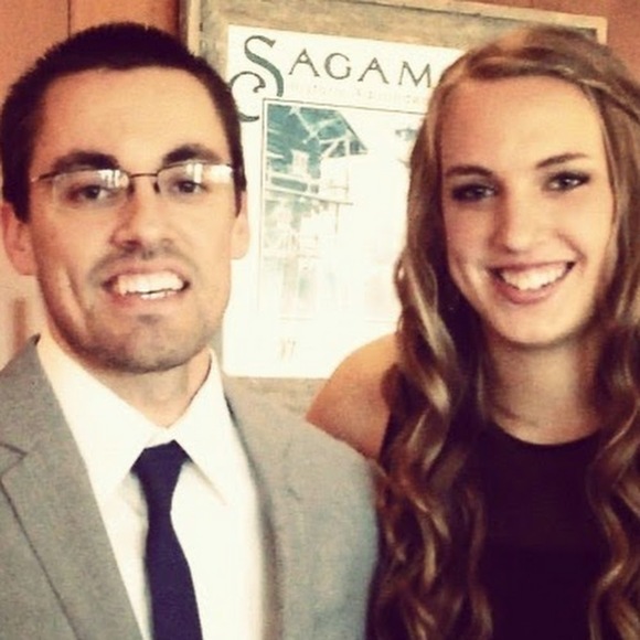 Profile Picture of Jaclyn Pavilonis (@jpavilonis) on Poshmark