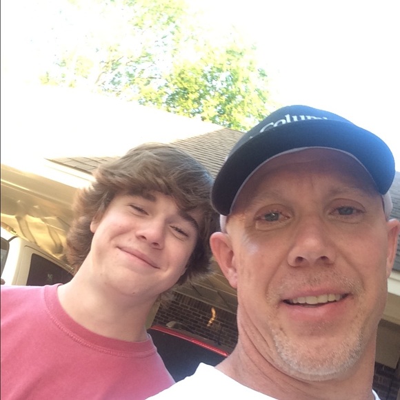 Profile Picture of Shane Manning (@shanem71) on Poshmark