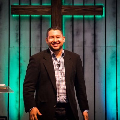 Profile Picture of Nestor O. Flores (@nestorf94) on Twitter