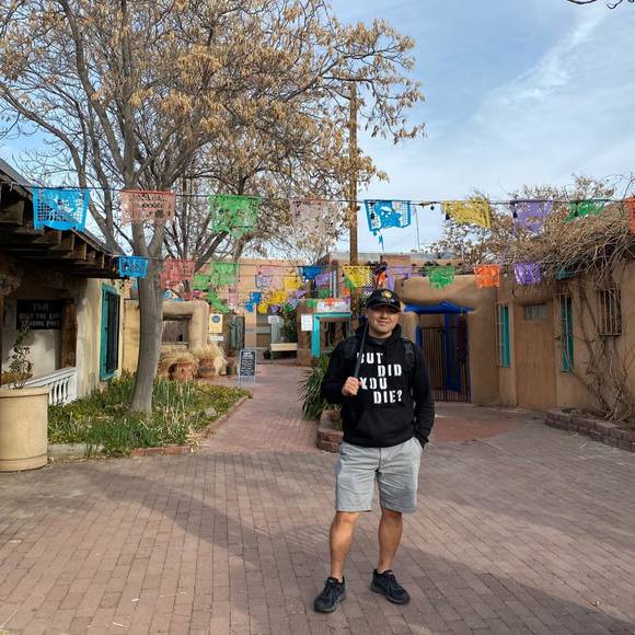 Profile Picture of Greg Kim (@kikiobi) on Poshmark