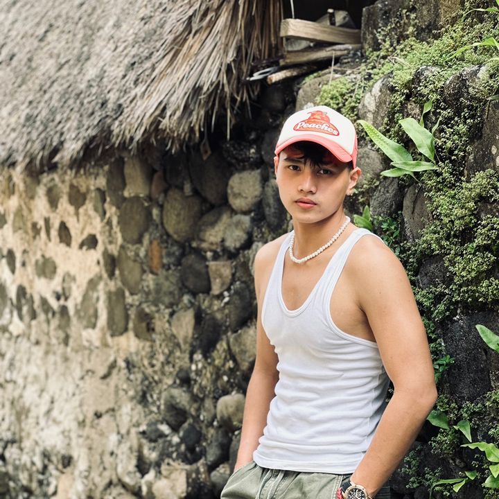 Profile Picture of James Tolentino (@jptlntn) on Tiktok