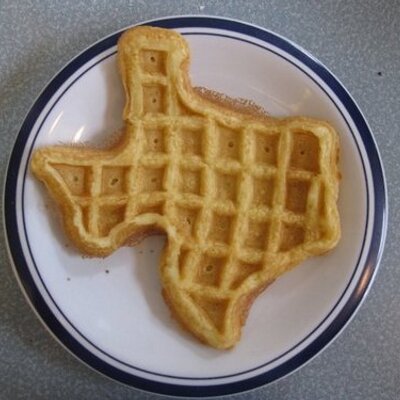 Profile Picture of Scotty2hotty (@Scott_bones) on Twitter