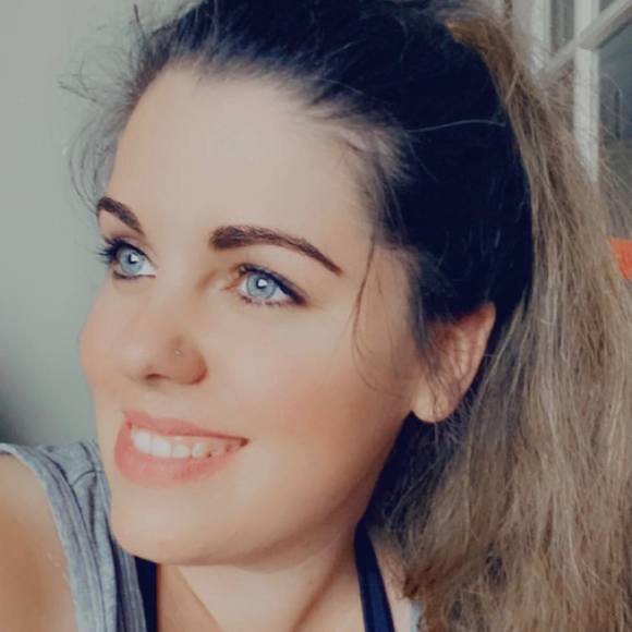 Krista Luddington - Poshmark Profile Picture of Krista Luddington (@krista_ludd) on Poshmark