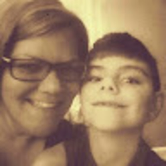 Profile Picture of Karyn Multari (@bas2luv08) on Poshmark