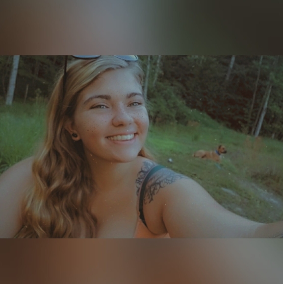 Profile Picture of Katelyn Wagner (@katykat28) on Poshmark