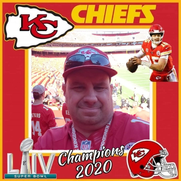 Profile Picture of Chad Wenger (@chadgators) on Poshmark