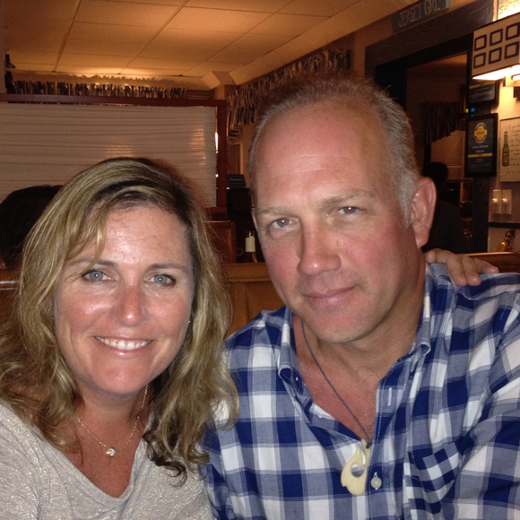 Profile Picture of Lisa Barrett (@lisab33) on Poshmark